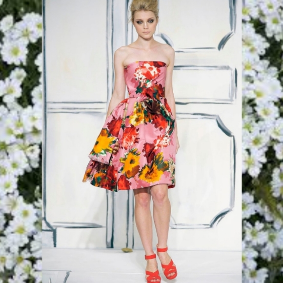 *$4,900 OSCAR DE LA RENTA ADOREABLE BEAUTIFUL SILK FLORAL RUNWAY DRESS US 4 - Picture 5 of 16
